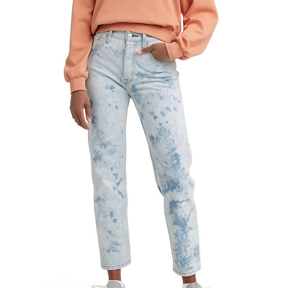 LEVI’S 501 Original Cropped in Scribble Wash - Picture 9 of 9